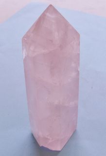 ROSE QUARTZ OBLISK